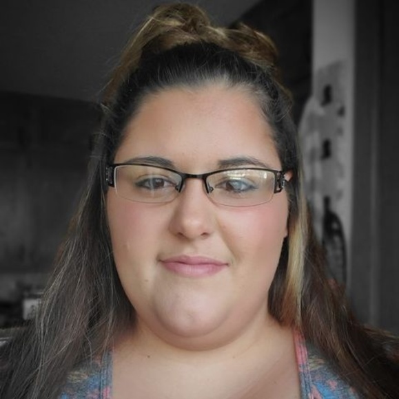 Meet your Posher, Danielle - Picture 1 of 1